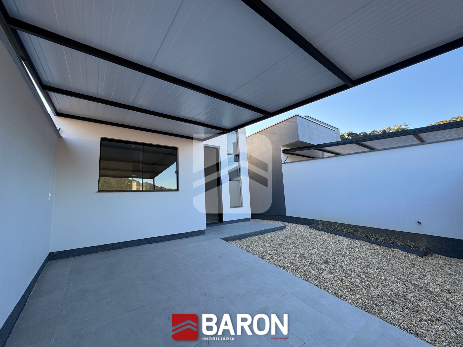 Casa Iron Home | 3 Quartos, Suíte, Garagem Coberta | Aceita Financiamento | São João, Brusque