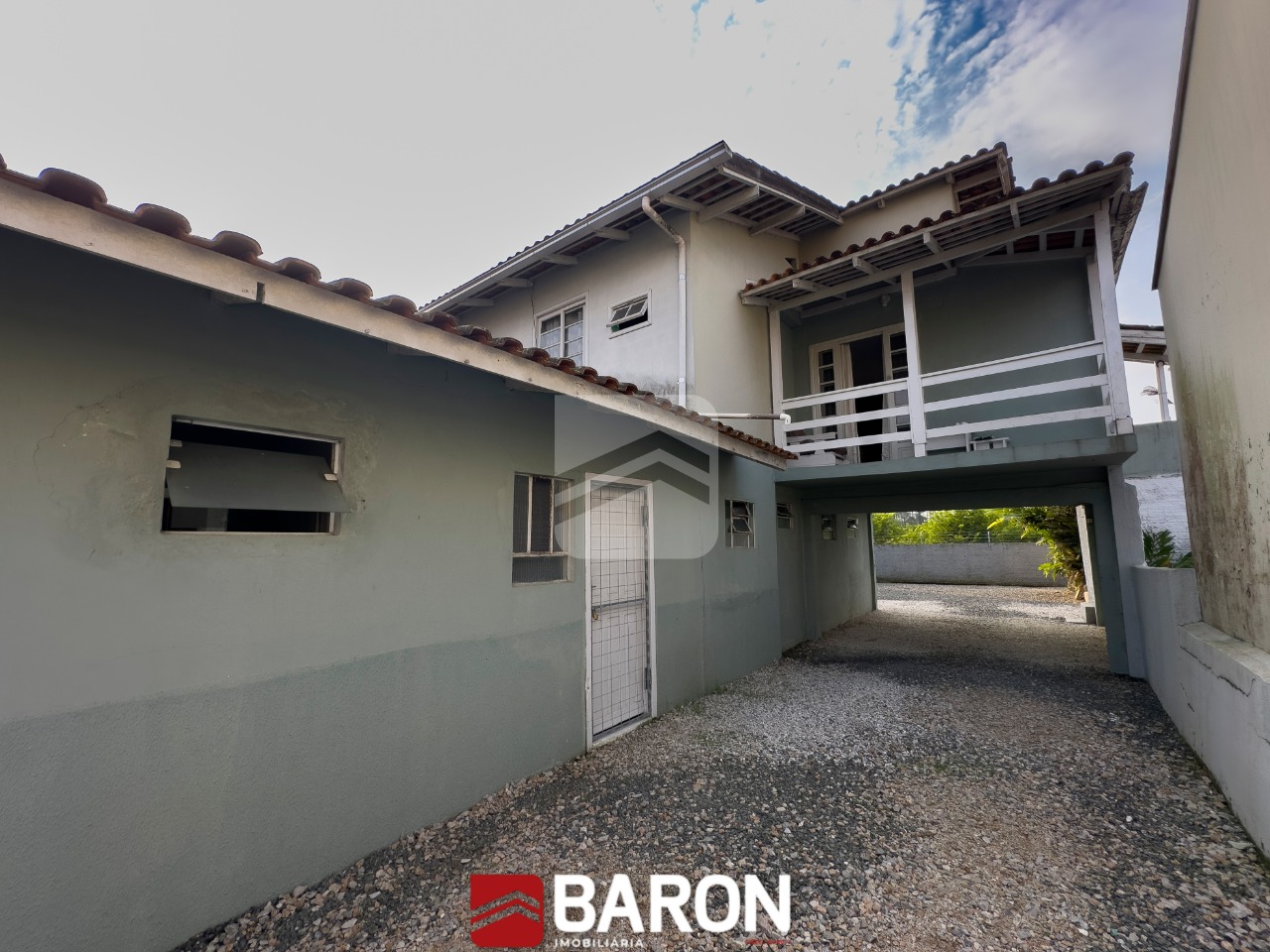 Casa – 3 dormitórios | Bairro Santa Terezinha