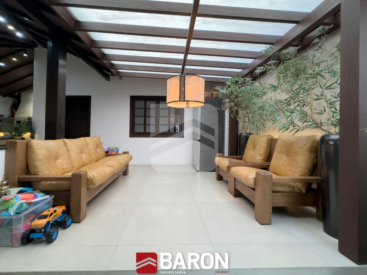 Casa – 5 dormitórios | Bairro Guarani
