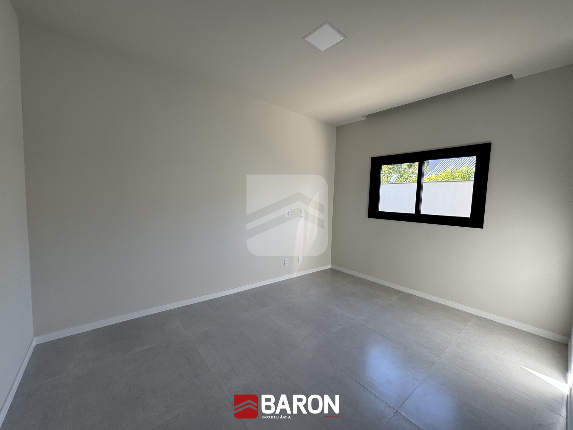 Casa – 3 Dormitórios (1 Suíte) | Bateas, Brusque