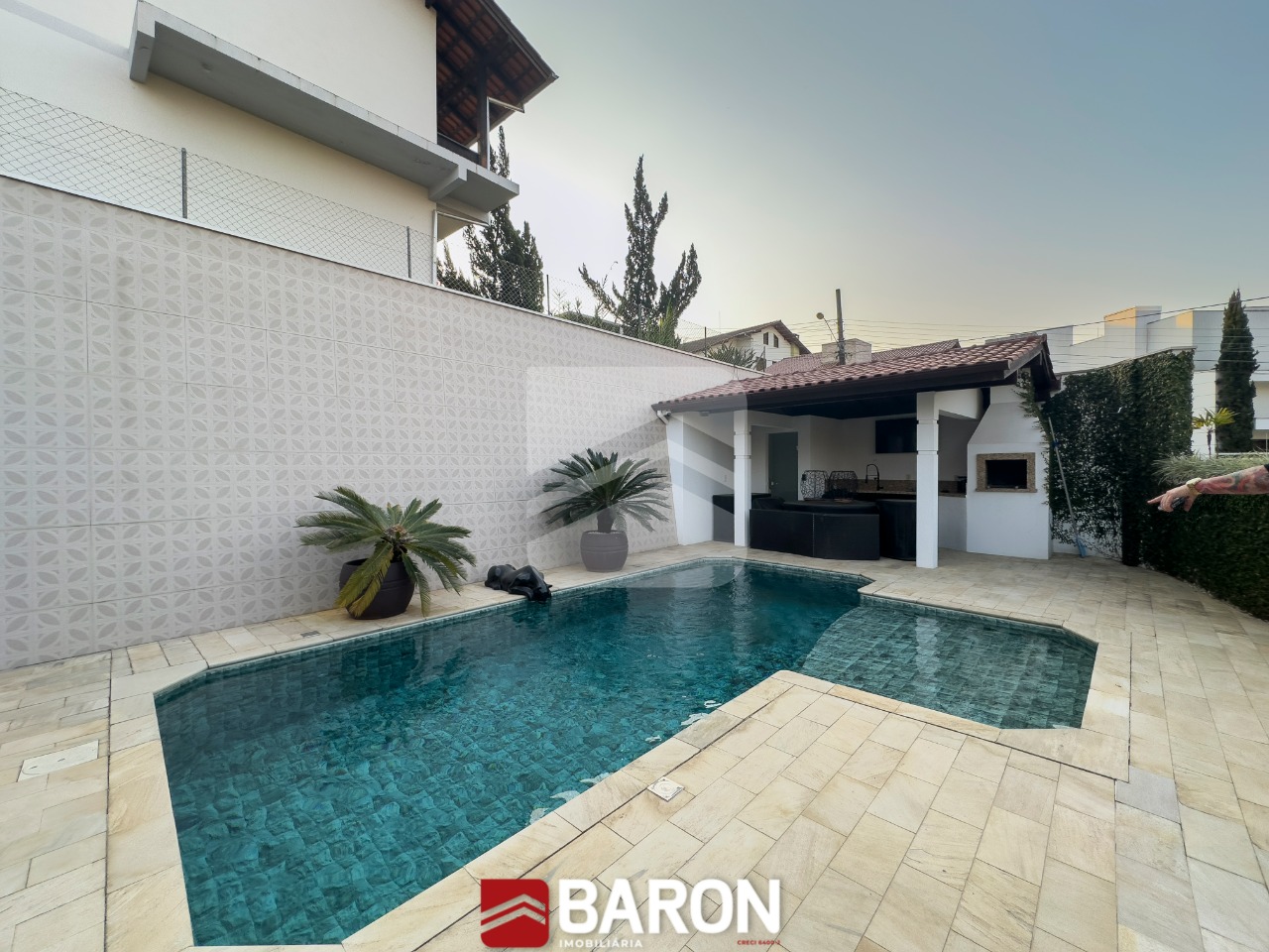 Casa – 5 dormitórios | Bairro Guarani