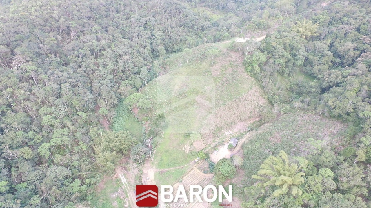 Terreno à venda no Bairro Souza Cruz, em Brusque/SC