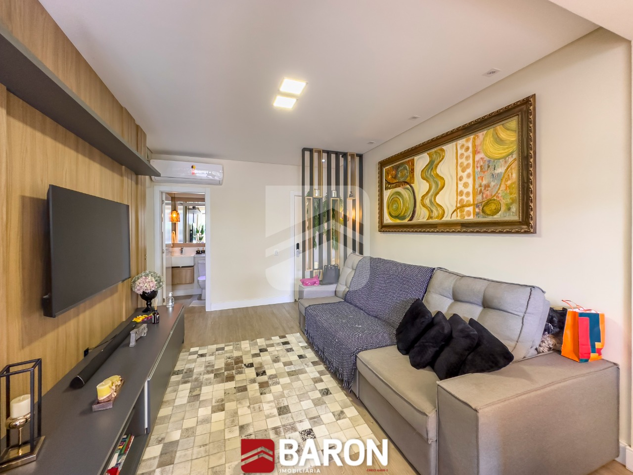 Apartamento – 3 Dormitórios | Bairro Centro (Diferenciado com Piscina)