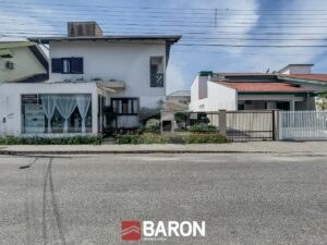 Casa – 3 dormitórios | Bairro Souza Cruz