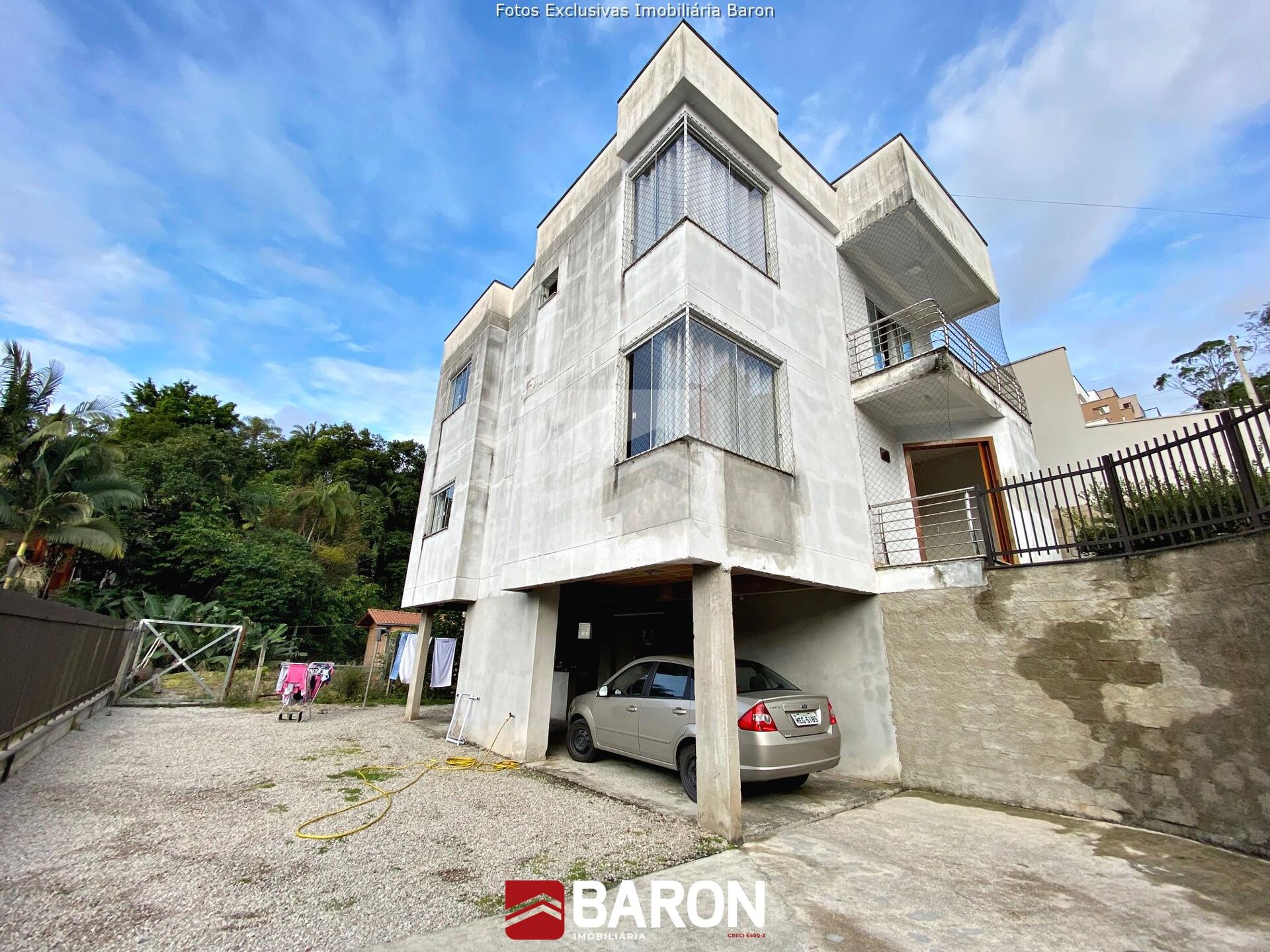 Casa – 3 dormitórios | Bairro São Pedro