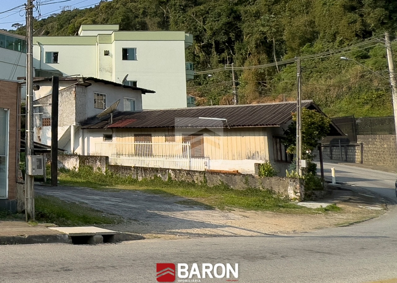 Terreno | Bairro Primeiro de Maio