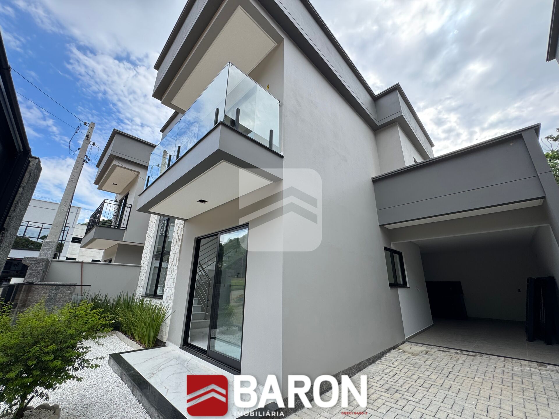 Casa – 2 Suítes – Bairro Nova Brasília