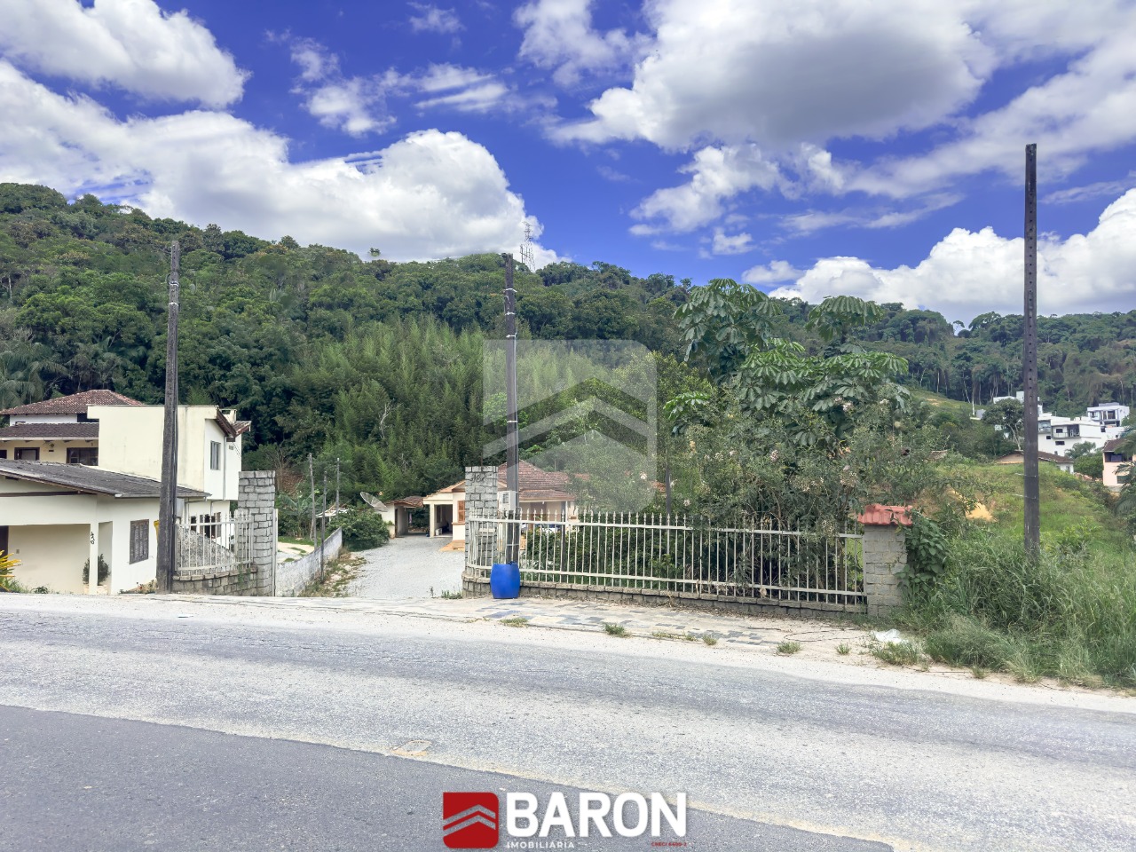 Casa – 3 dormitórios | Bairro Guarani