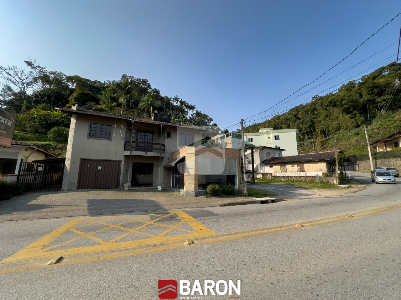 Casa – 3 dormitórios | Bairro Primeiro de Maio