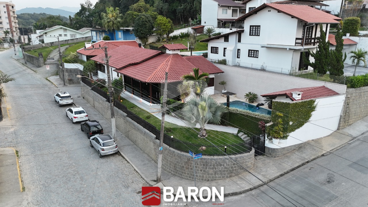 Casa – 5 dormitórios | Bairro Guarani