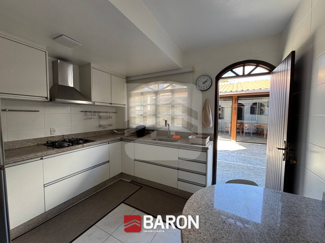 Casa – 3 dormitórios | Bairro Centro II