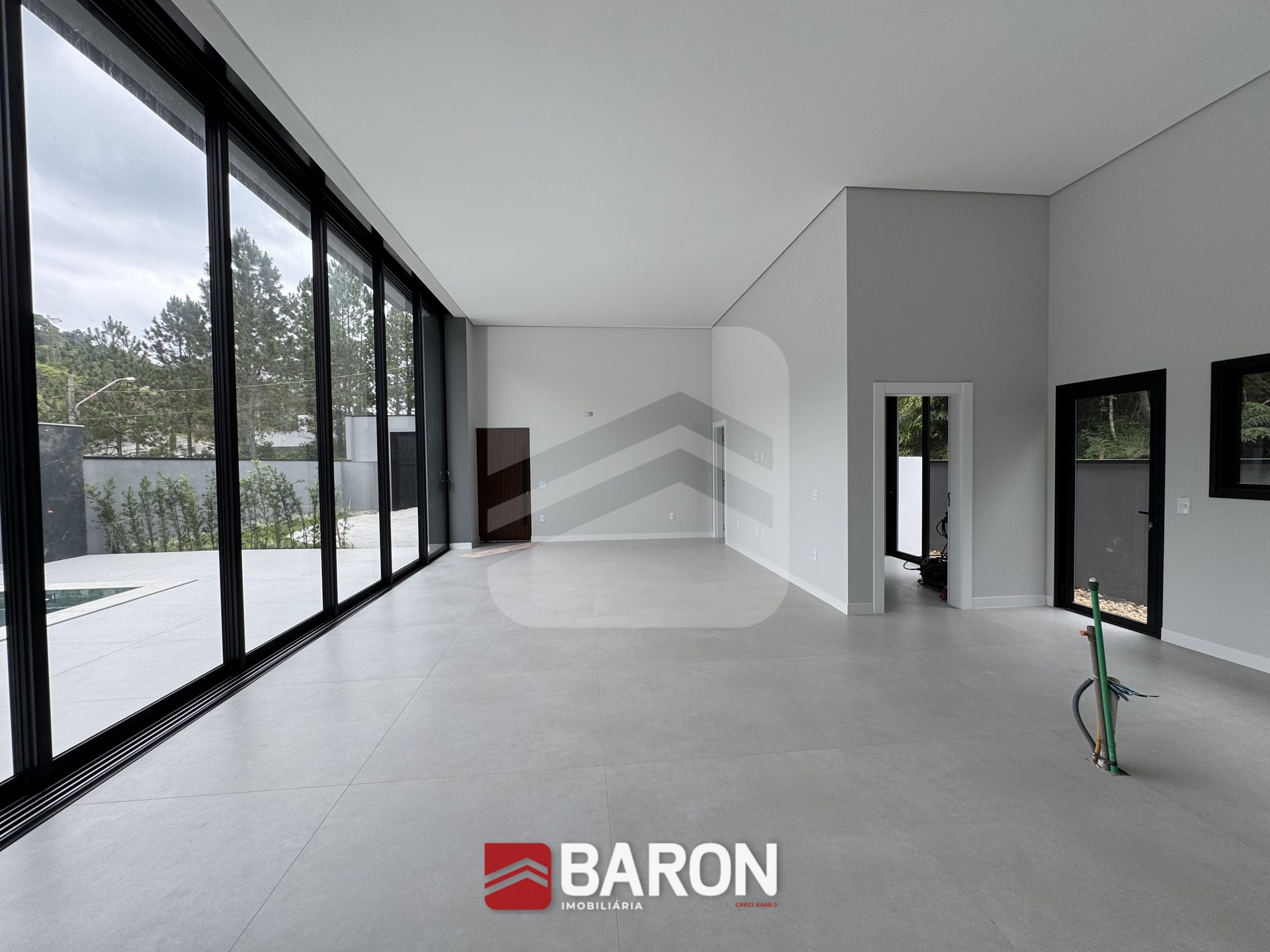 Casa – 3 Suítes | Bairro Souza Cruz