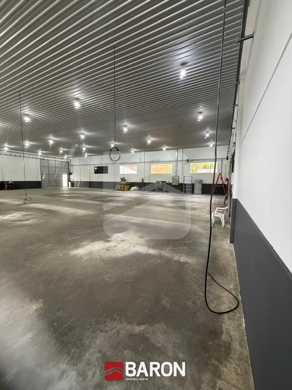 Galpão Industrial ou Comercial – Bairro Rio Branco