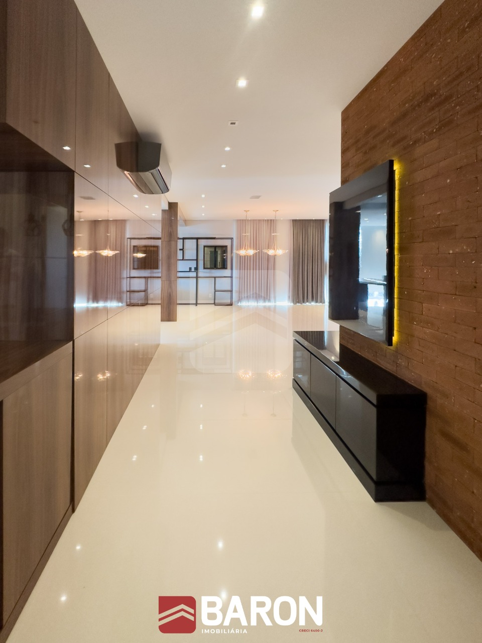 Apartamento – 2 suítes – Bairro Centro – Residencial Villa di Capri